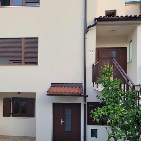 Apartment Irena-Pula Marina Εξωτερικό φωτογραφία